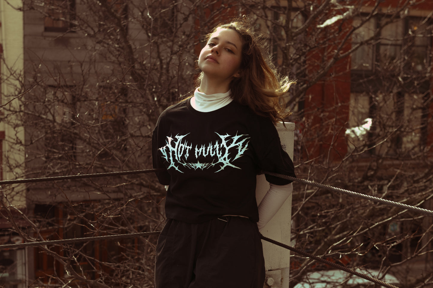 Hot Mully Crop Tee