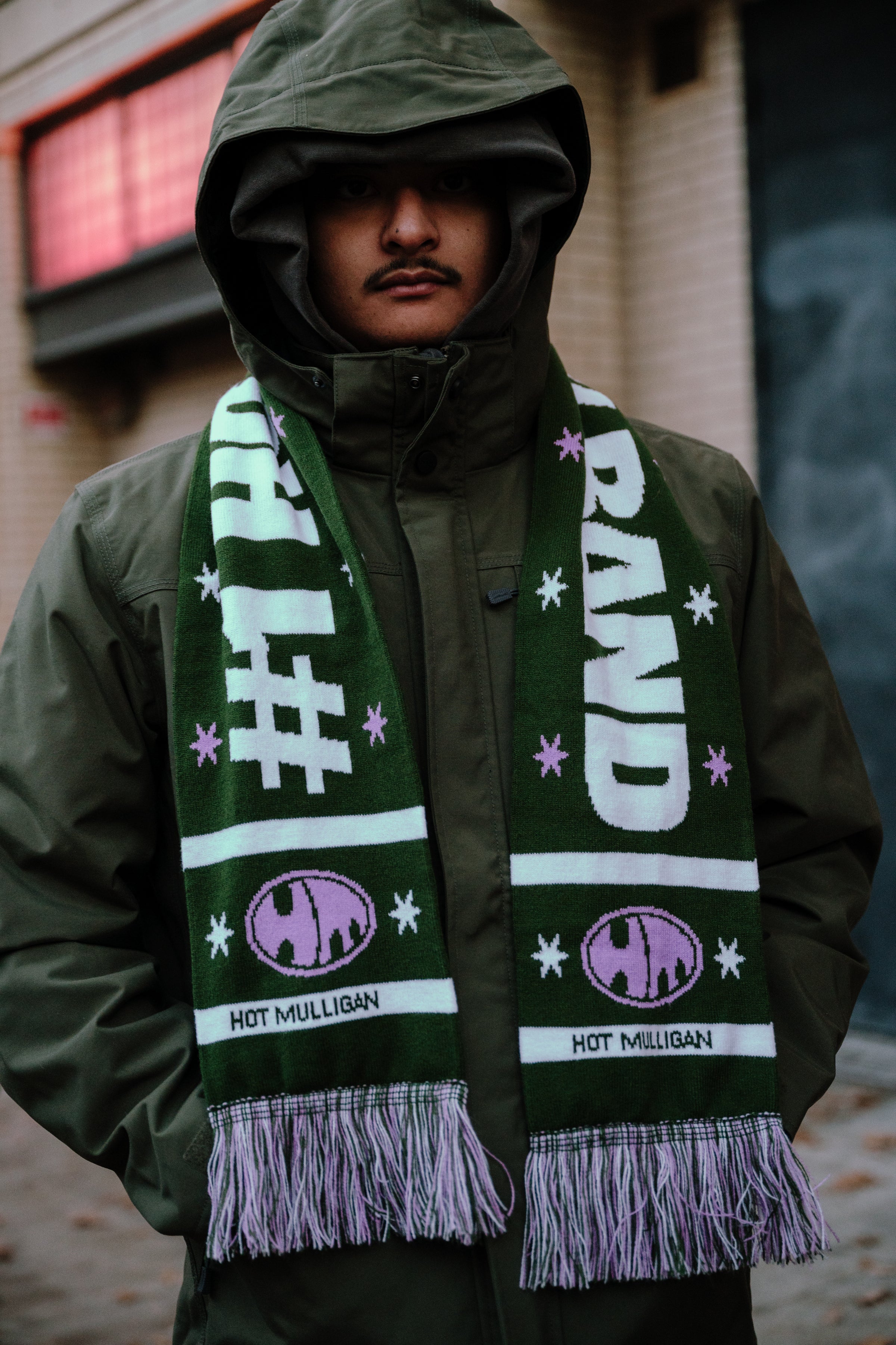 Knitted Scarf – Hot Mulligan