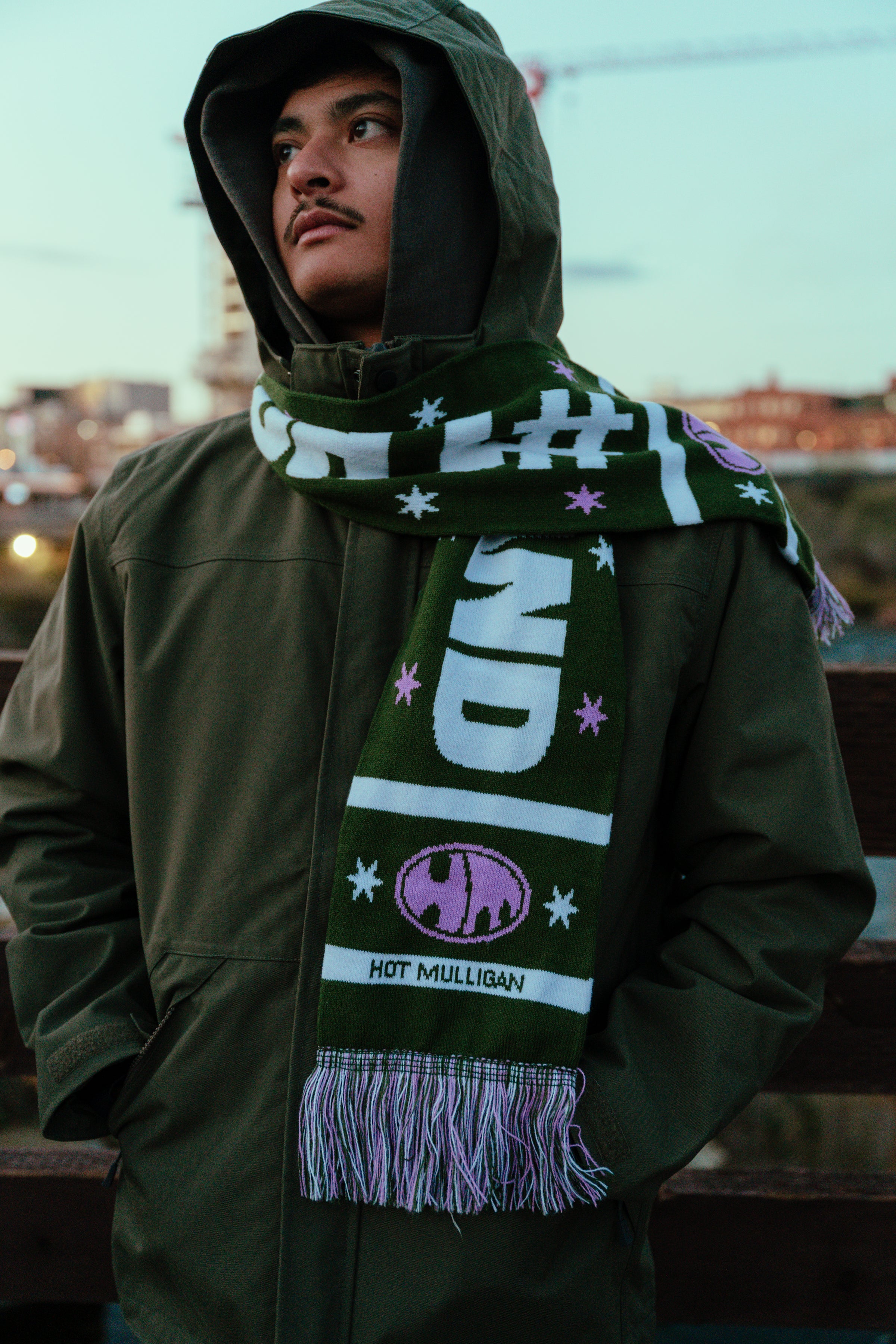 Knitted Scarf – Hot Mulligan